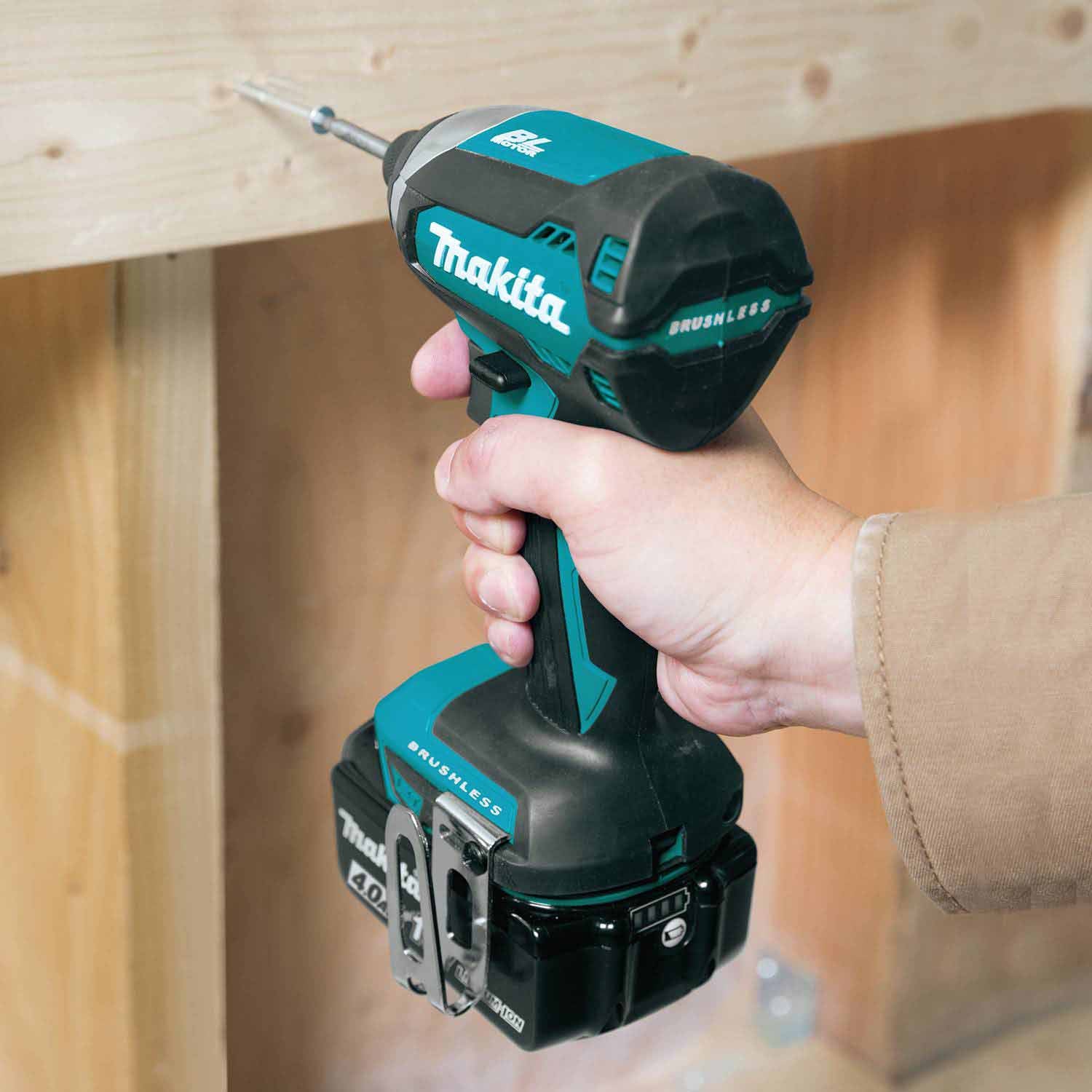 Makita XDT13SM1 18V LXT® Impact Driver Kit (4.0Ah) - 12